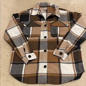 No Boundaries brown plaid shacket size medium